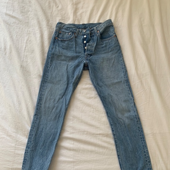 LEVI 501® ORIGINAL FIT WOMEN'S JEANS - Picture 3 of 9